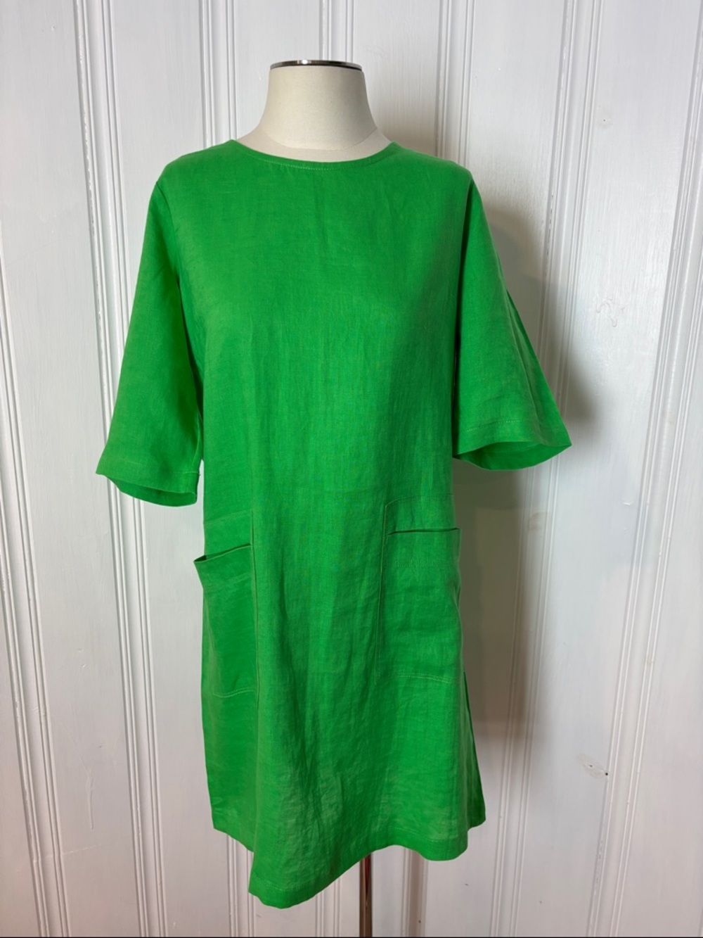 NWOT UCHUU Montreal Apple Green 100% Linen Shift Dress Tunic – Size 2 (M)